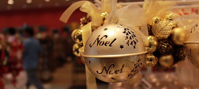 Condo Living- 3 Sneaky Decorating Ideas for a Magical Merry Christmas