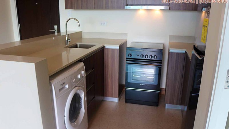 Rent 53sqm 1 bedroom semi furnished condominium in Makati City